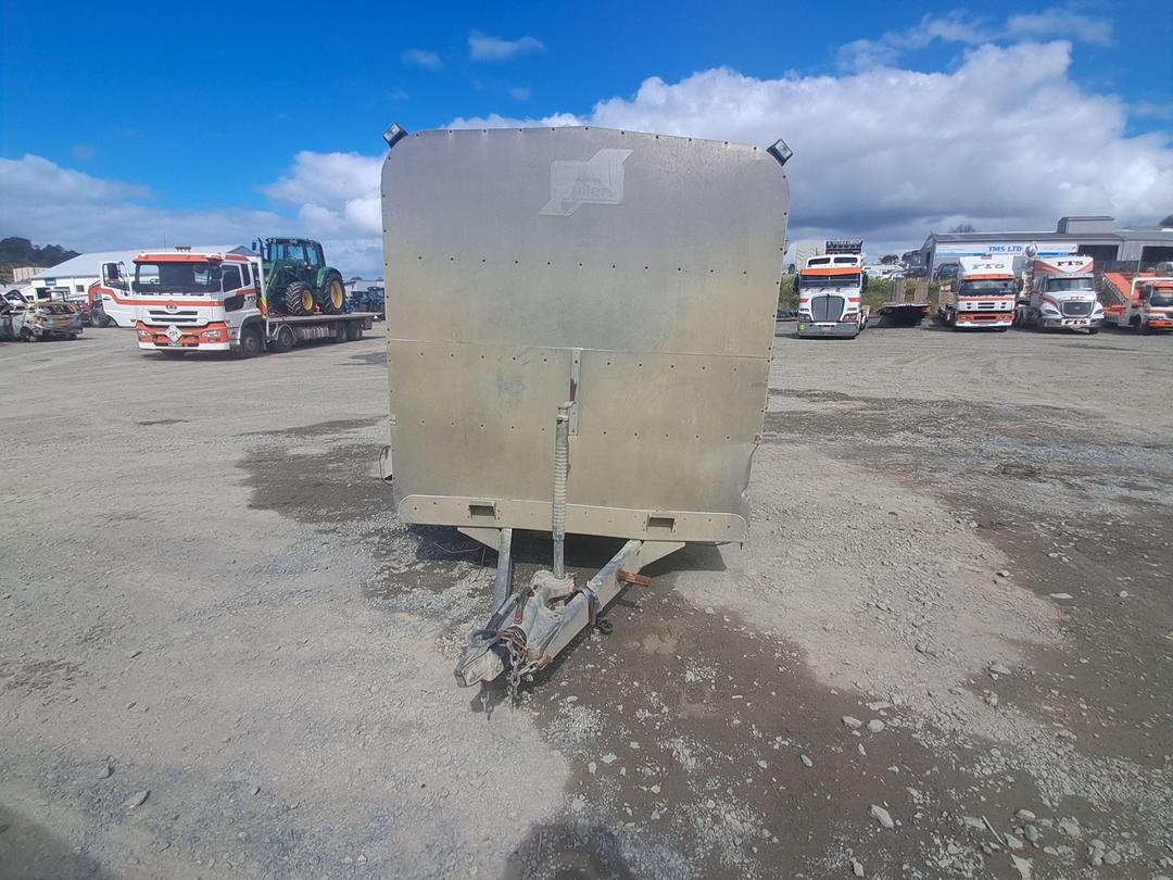 Photo '9' of IFOR WILLIAMS TRAILER Box Body - Tandem