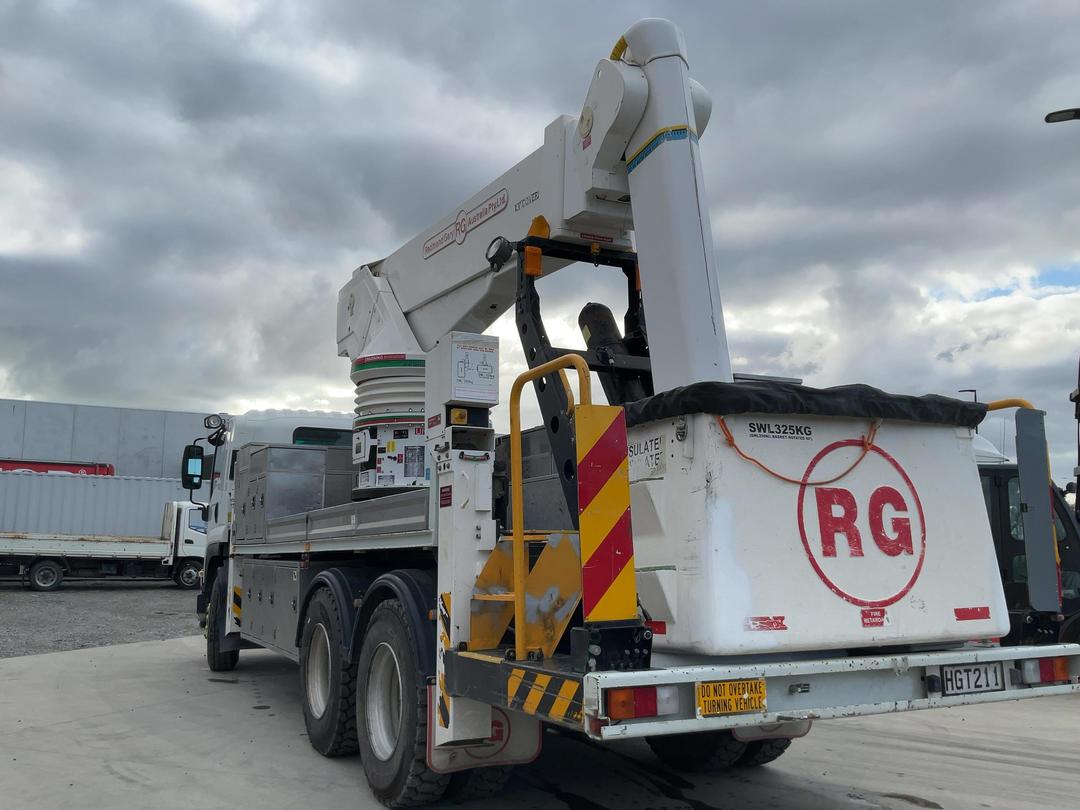 Photo '6' of Isuzu F Series FVZ1400A Cherry Picker/EWP