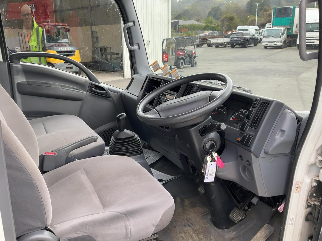 Photo '22' of Isuzu N Series NLR250M Box Body