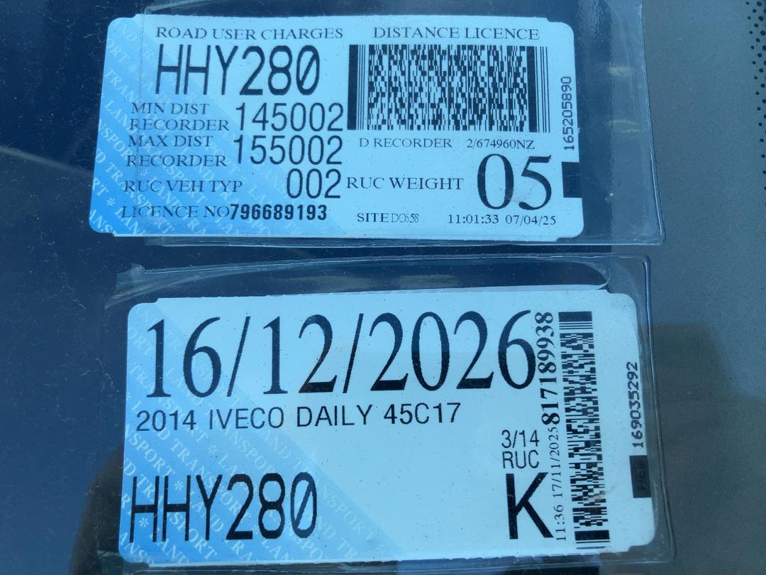 Photo '35' of Iveco Daily 45C17 Flat Deck Crane