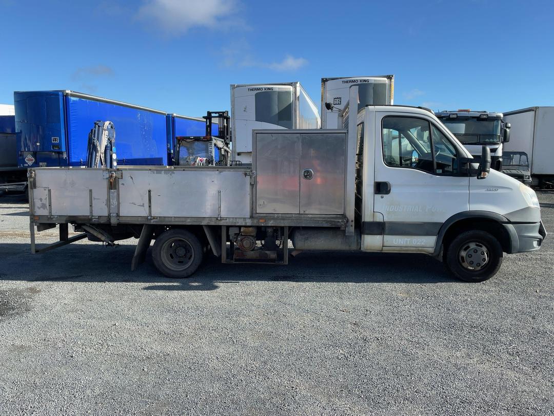 Photo '3' of Iveco Daily 45C17 Flat Deck Crane