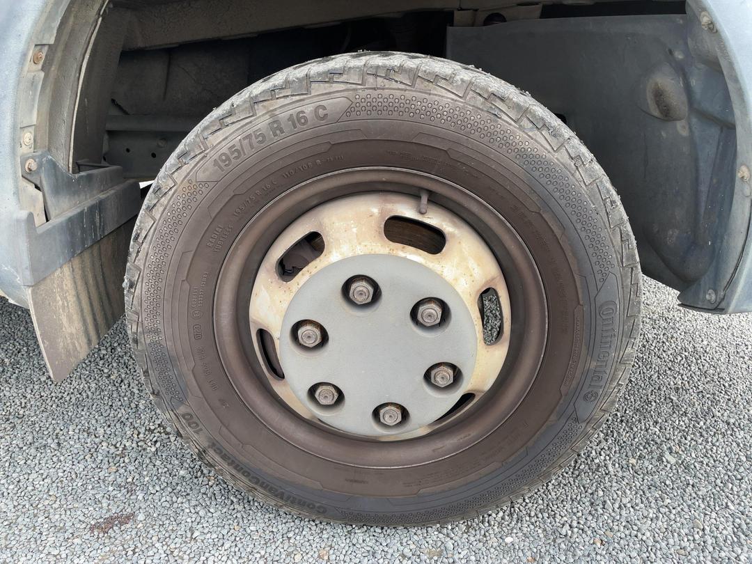 Photo '41' of Iveco Daily 45C17 Flat Deck Crane