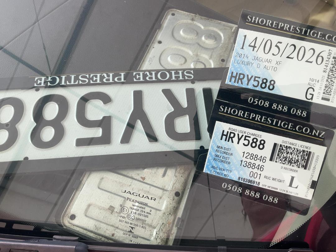 Photo '30' of Jaguar XF Luxury D Auto