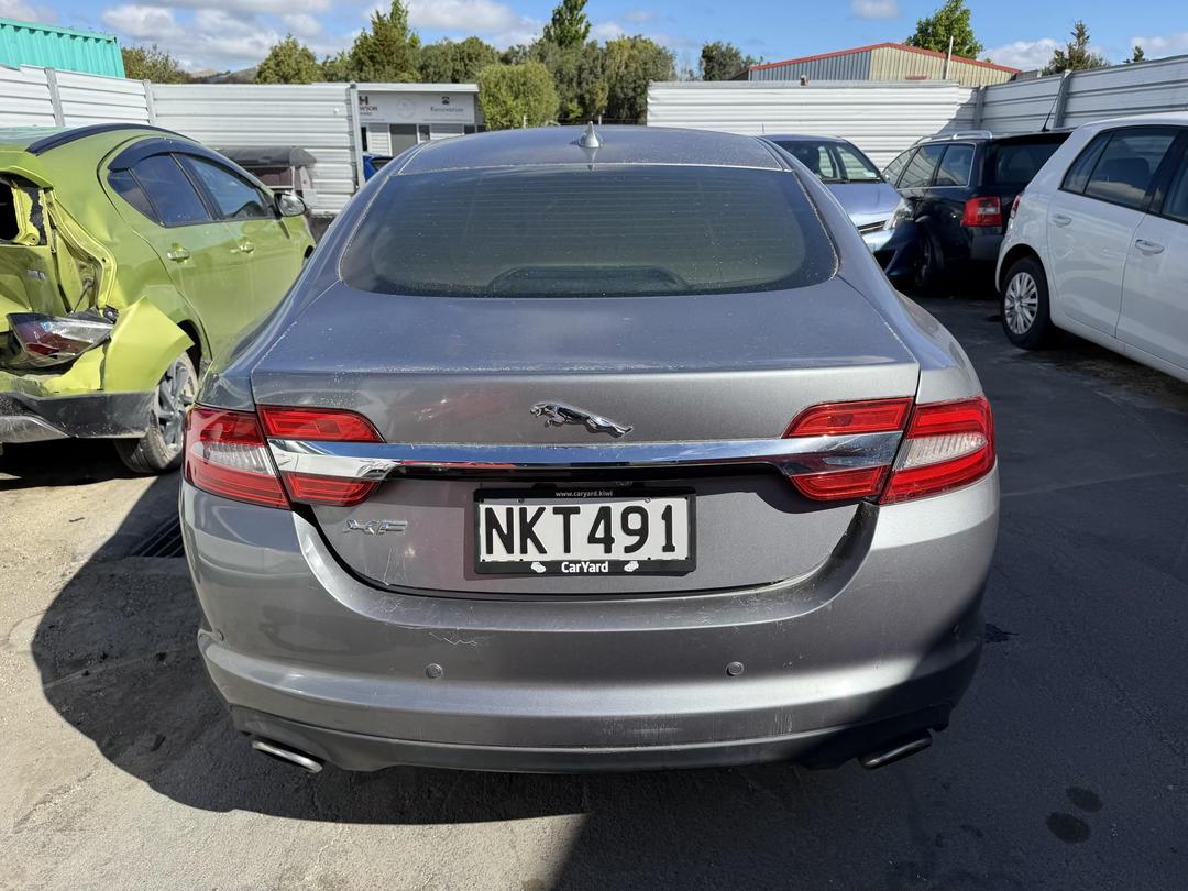 Photo '6' of Jaguar XF Premium Photo '6' of Jaguar XF Premium
