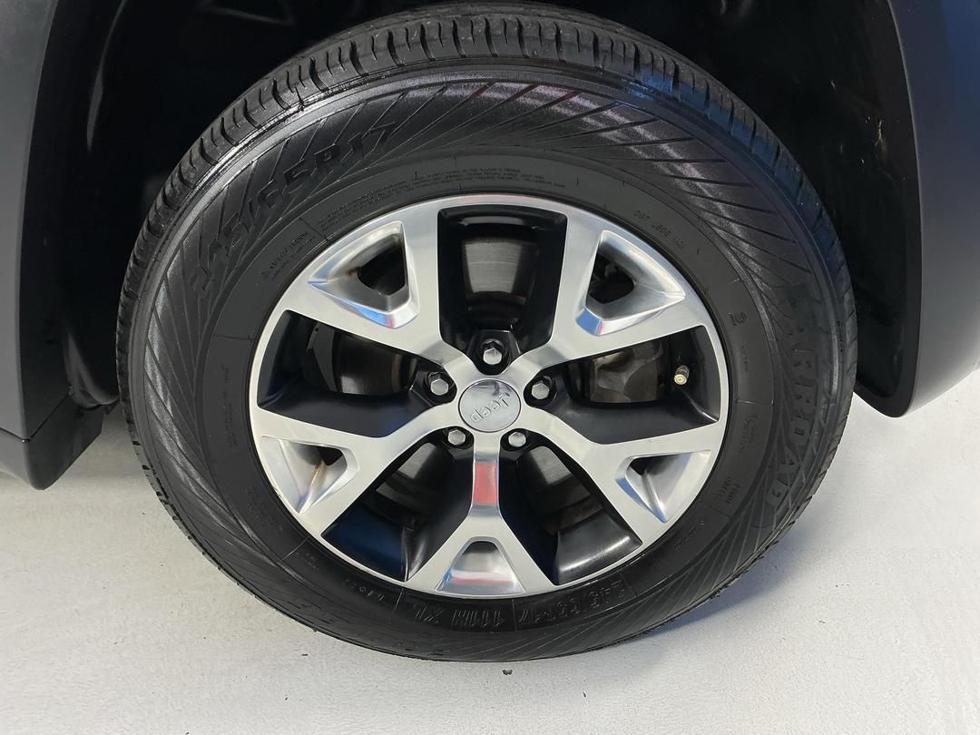 Photo '9' of Jeep Cherokee