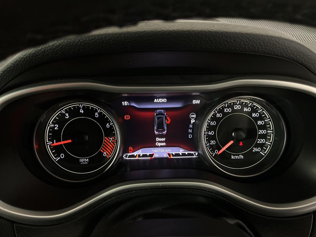 Photo '21' of Jeep Cherokee