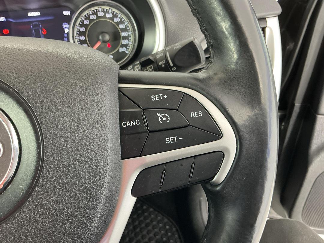 Photo '25' of Jeep Cherokee