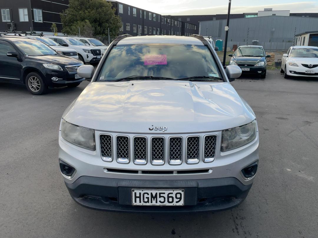 Photo '2' of Jeep Compass Limited Photo '2' of Jeep Compass Limited