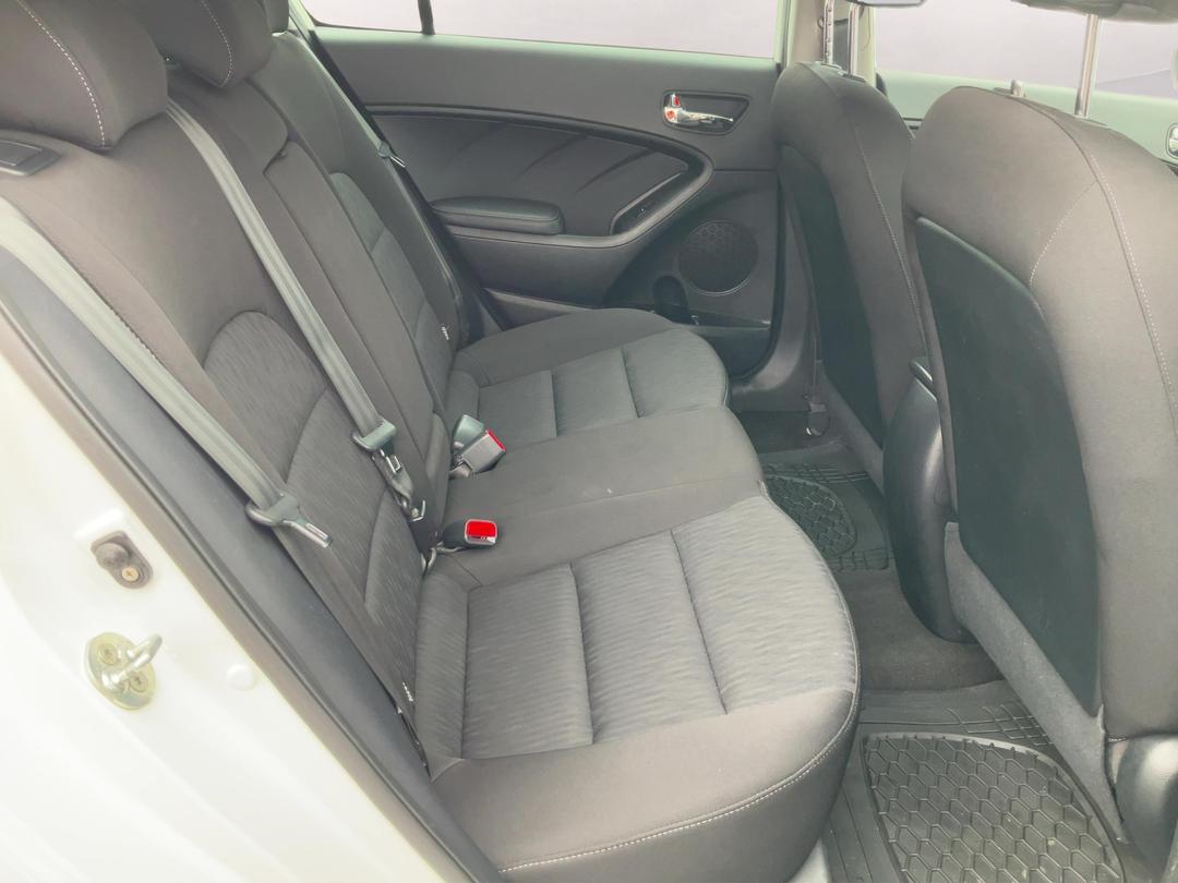 Photo '20' of KIA Cerato