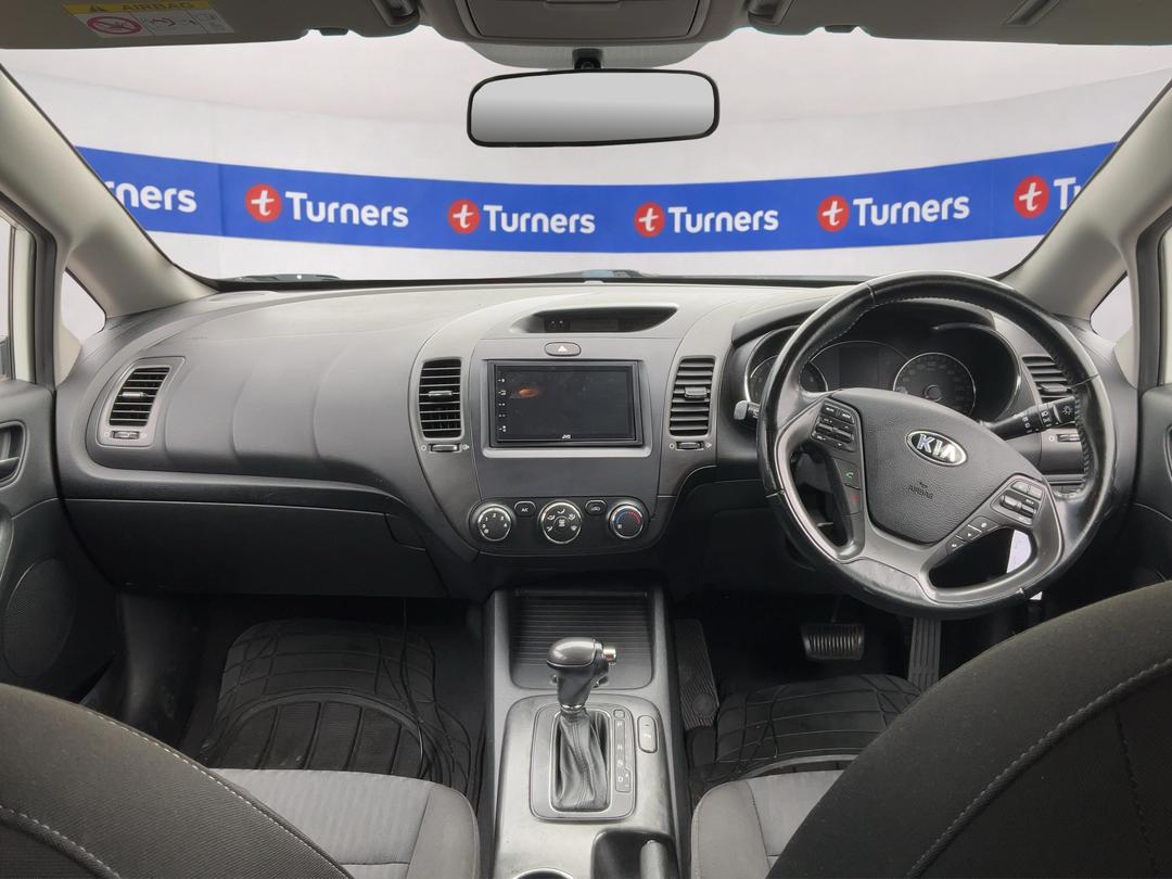 Photo '17' of KIA Cerato