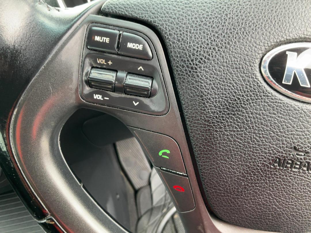 Photo '26' of KIA Cerato