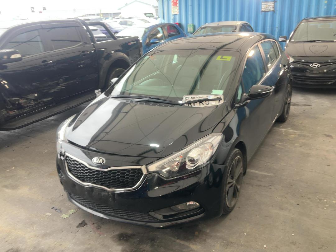 Photo '5' of KIA Cerato SX Photo '5' of KIA Cerato SX