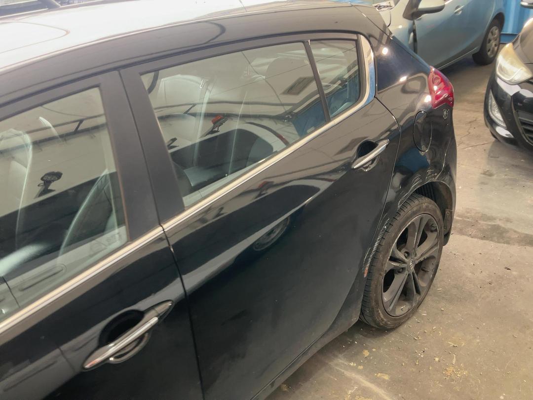 Photo '8' of KIA Cerato SX Photo '8' of KIA Cerato SX