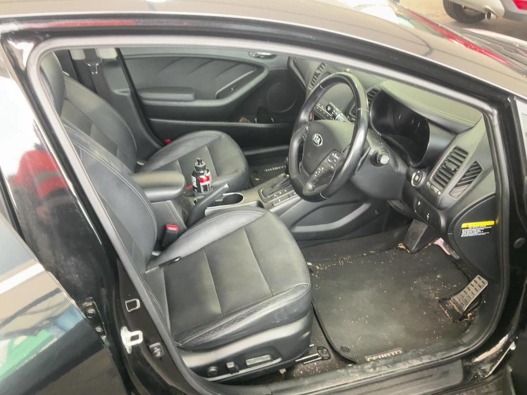 Photo '20' of KIA Cerato SX Photo '20' of KIA Cerato SX