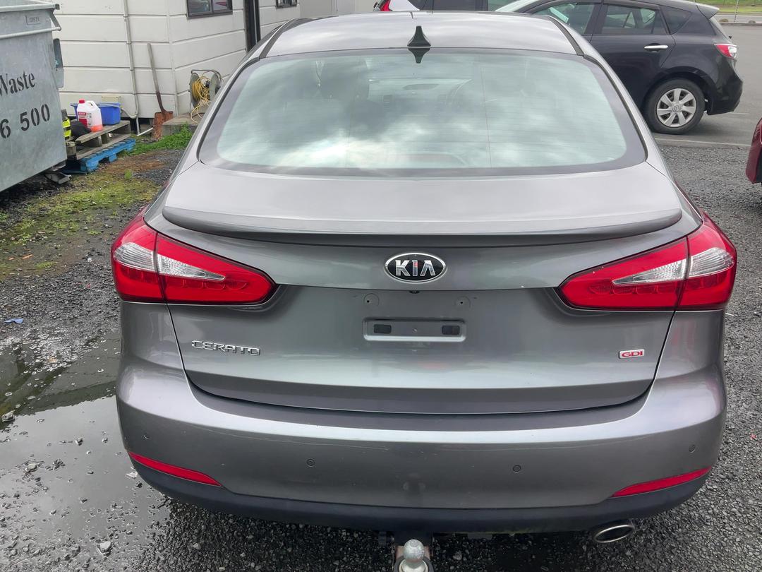 Photo '5' of KIA Cerato SX Photo '5' of KIA Cerato SX