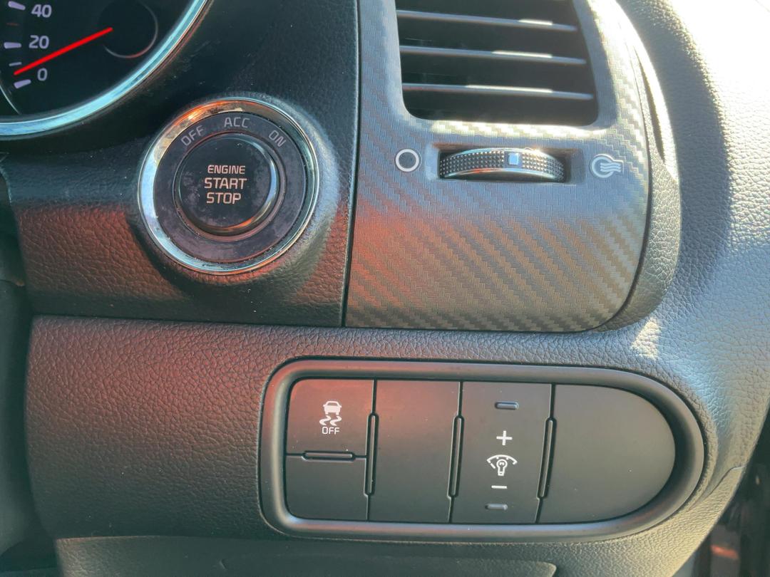 Photo '25' of KIA Koup
