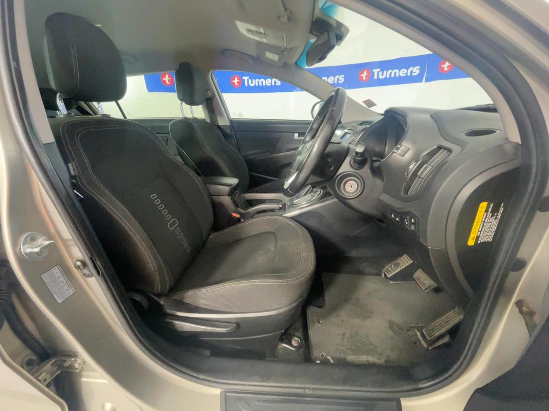 Photo '16' of KIA Sportage