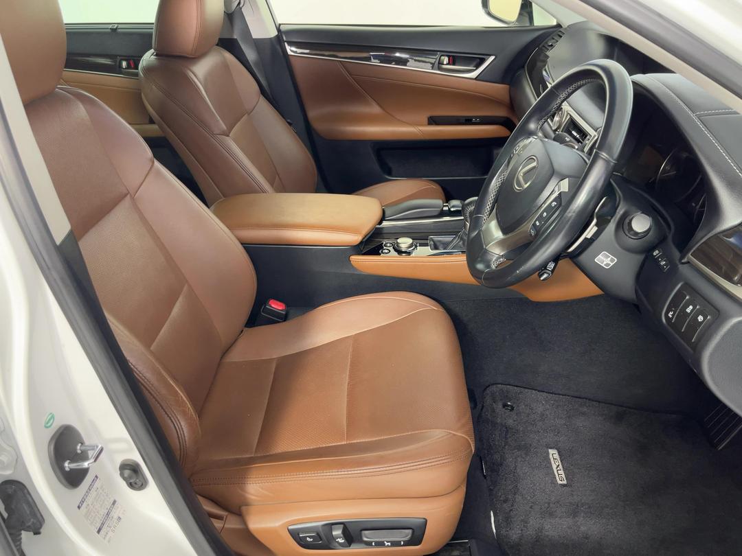 Photo '16' of Lexus GS450H