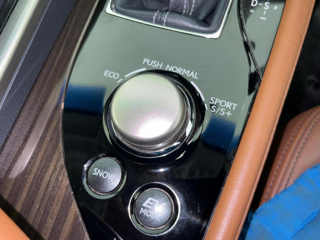 Photo '26' of Lexus GS450H