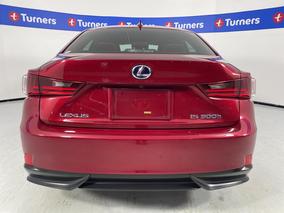 Photo '6' of Lexus IS300H