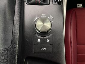 Photo '23' of Lexus IS300H
