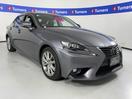 Thumbnail '1' of Lexus IS300H