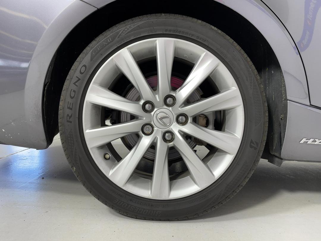 Photo '8' of Lexus IS300H Photo '8' of Lexus IS300H