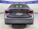 Thumbnail '9' of Lexus IS300H