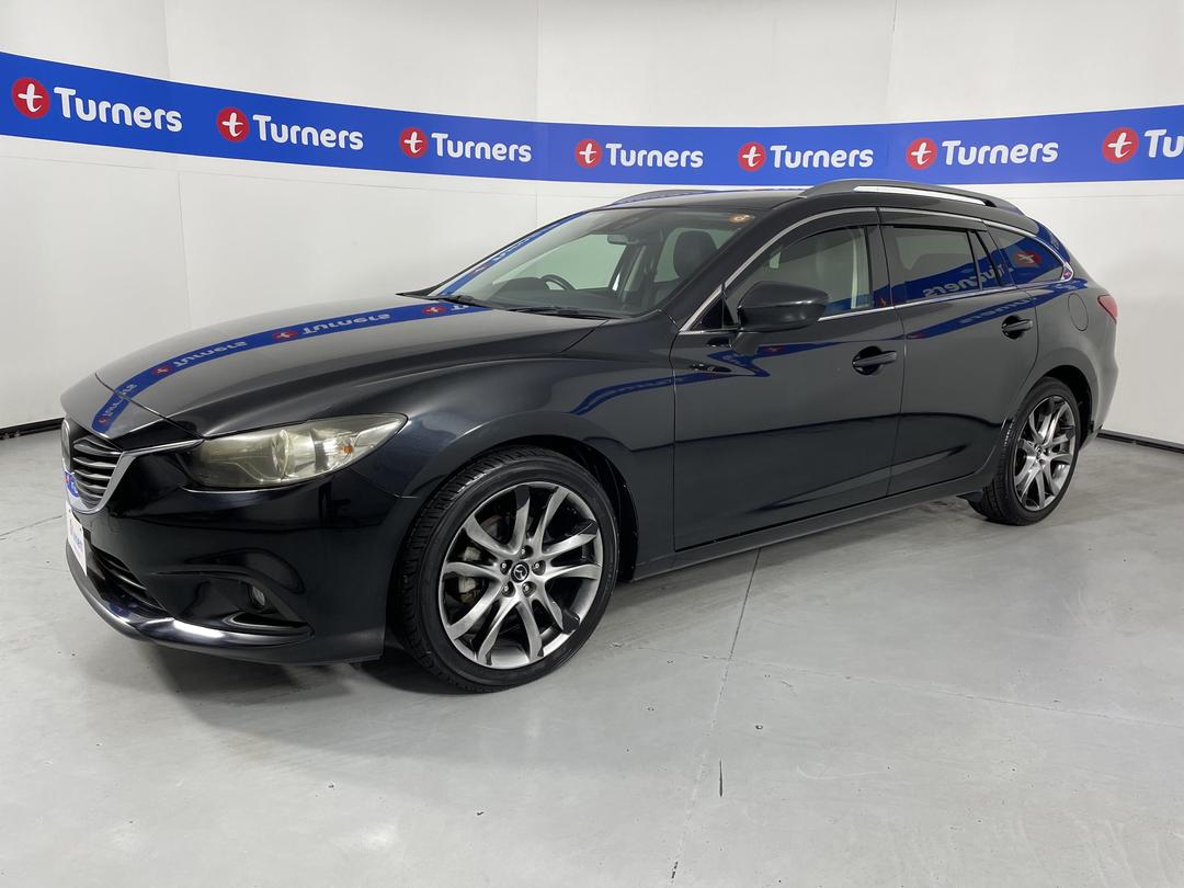 Photo '4' of Mazda Atenza