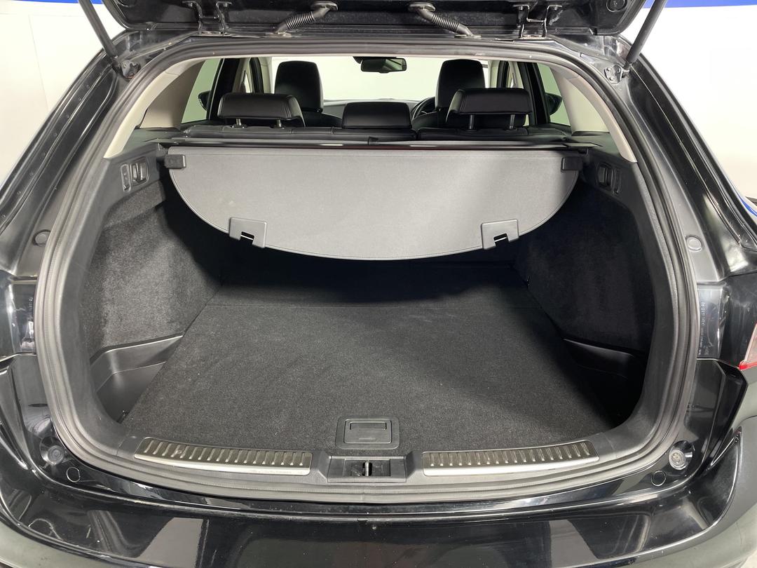 Photo '14' of Mazda Atenza