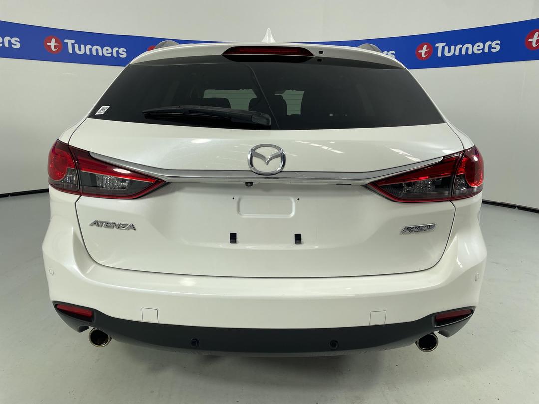 Photo '6' of Mazda Atenza