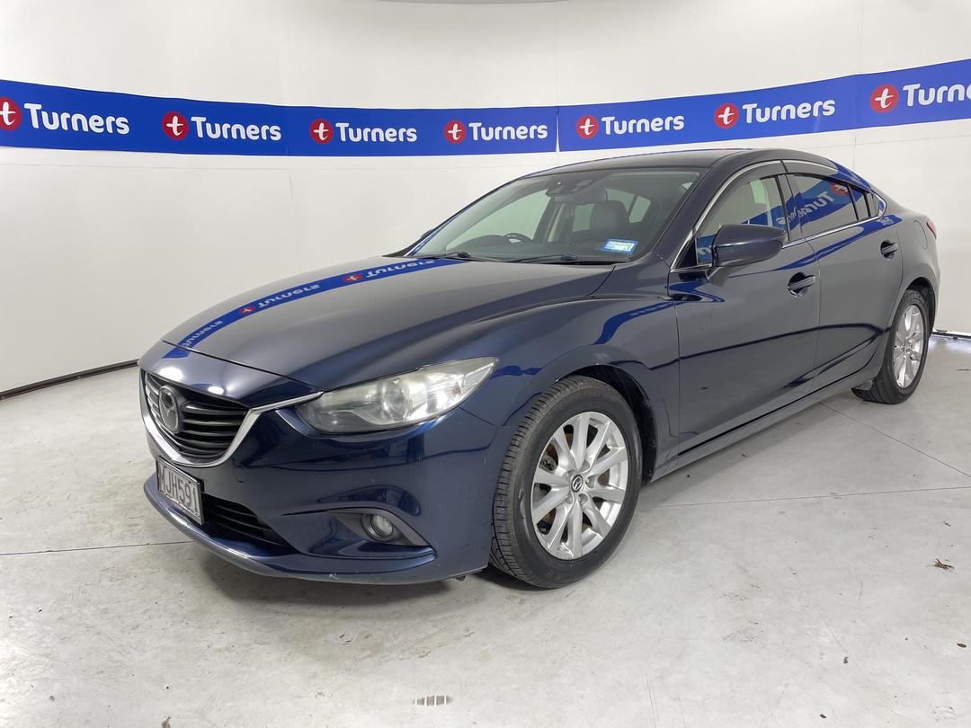 Photo '4' of Mazda Atenza