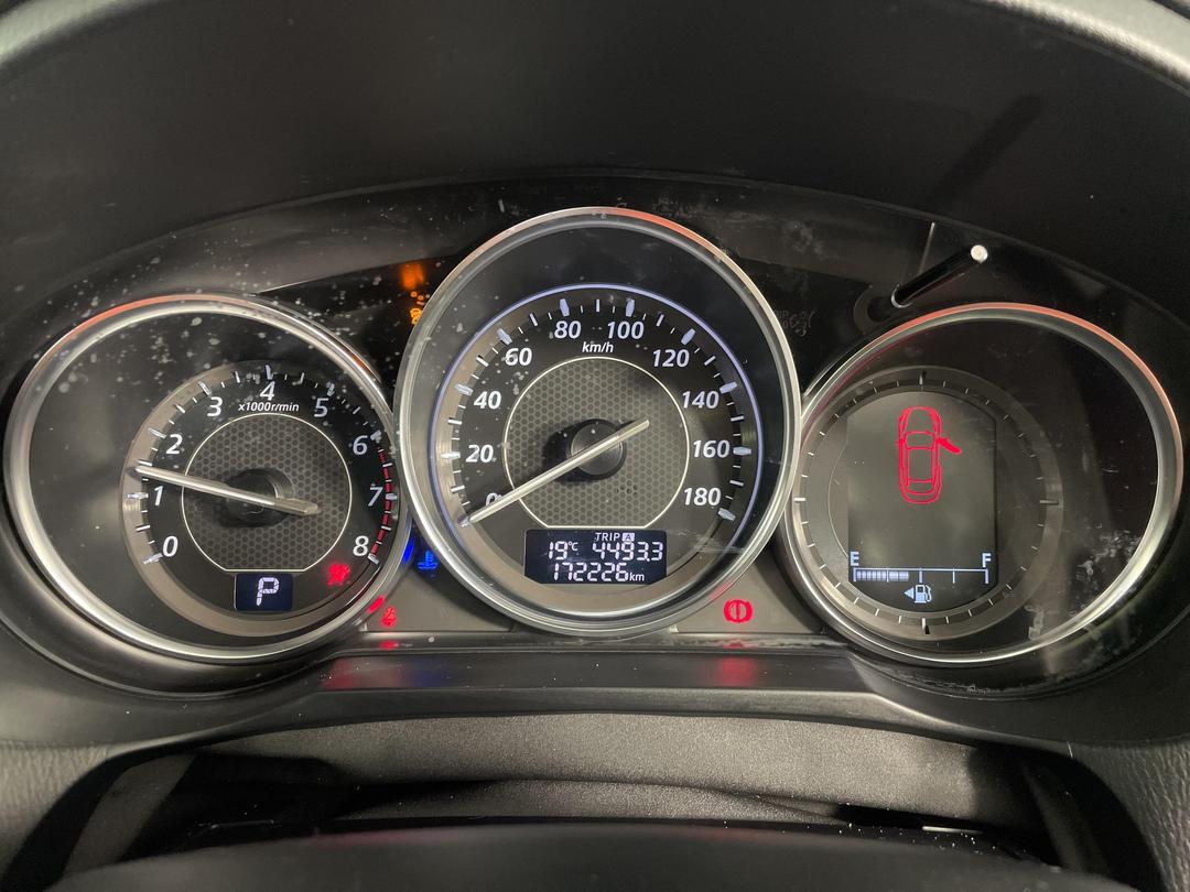 Photo '21' of Mazda Atenza