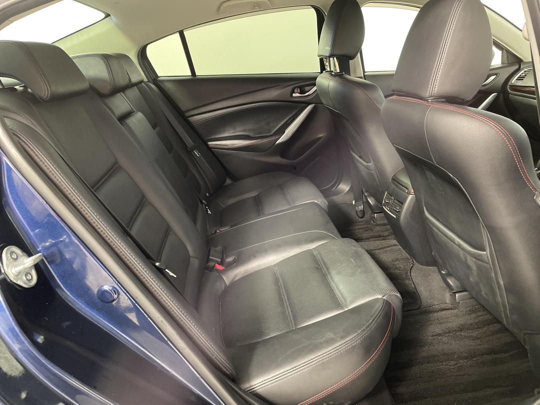 Photo '20' of Mazda Atenza