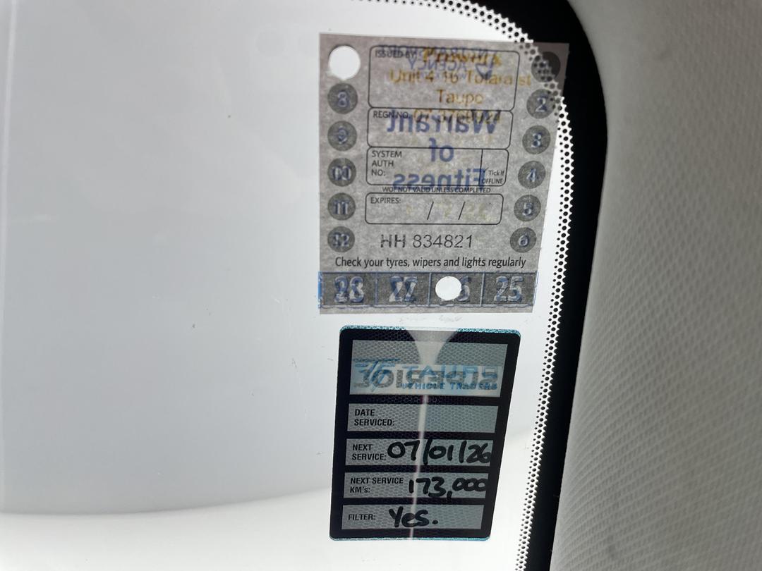 Photo '25' of Mazda Atenza