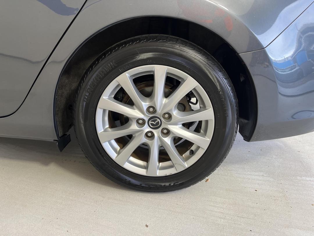 Photo '11' of Mazda Atenza