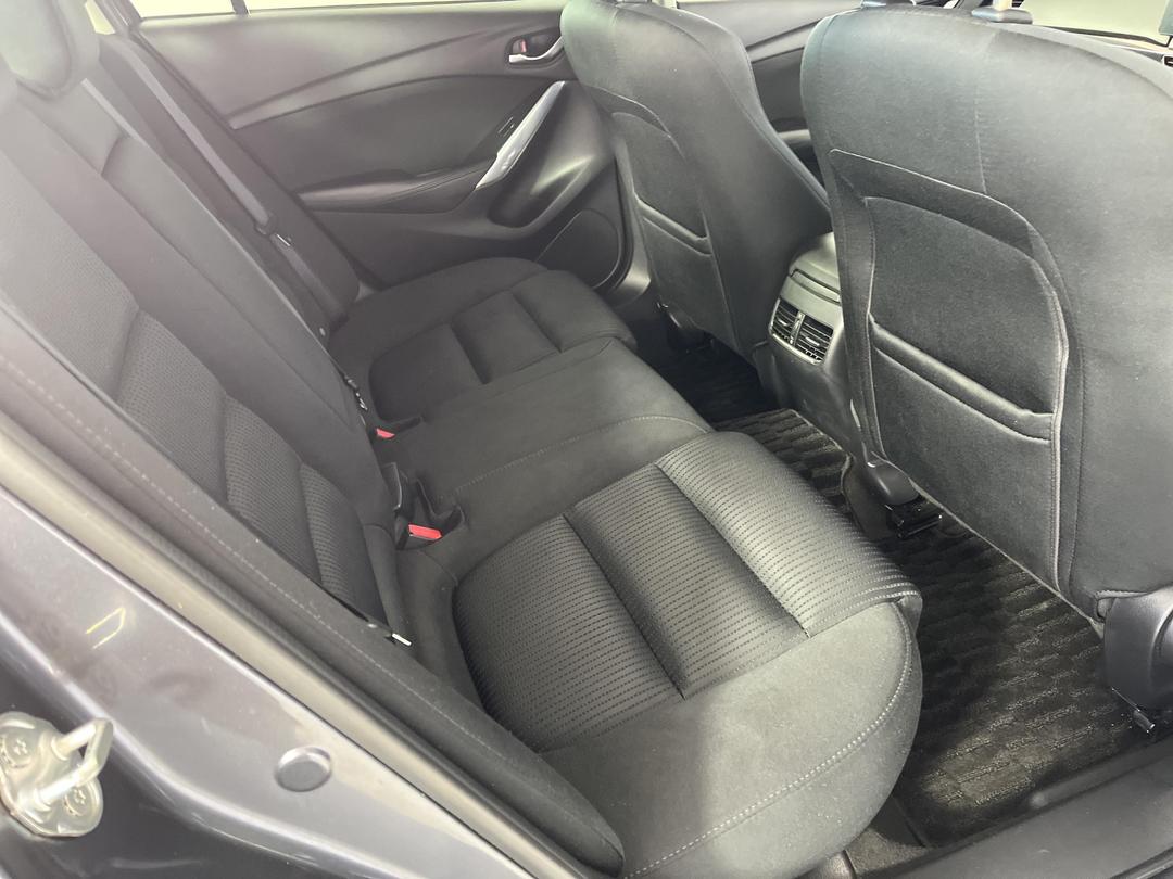 Photo '20' of Mazda Atenza