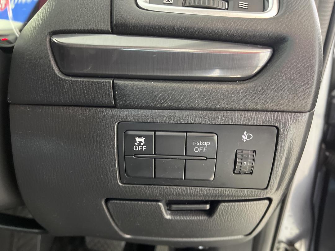 Photo '24' of Mazda Atenza