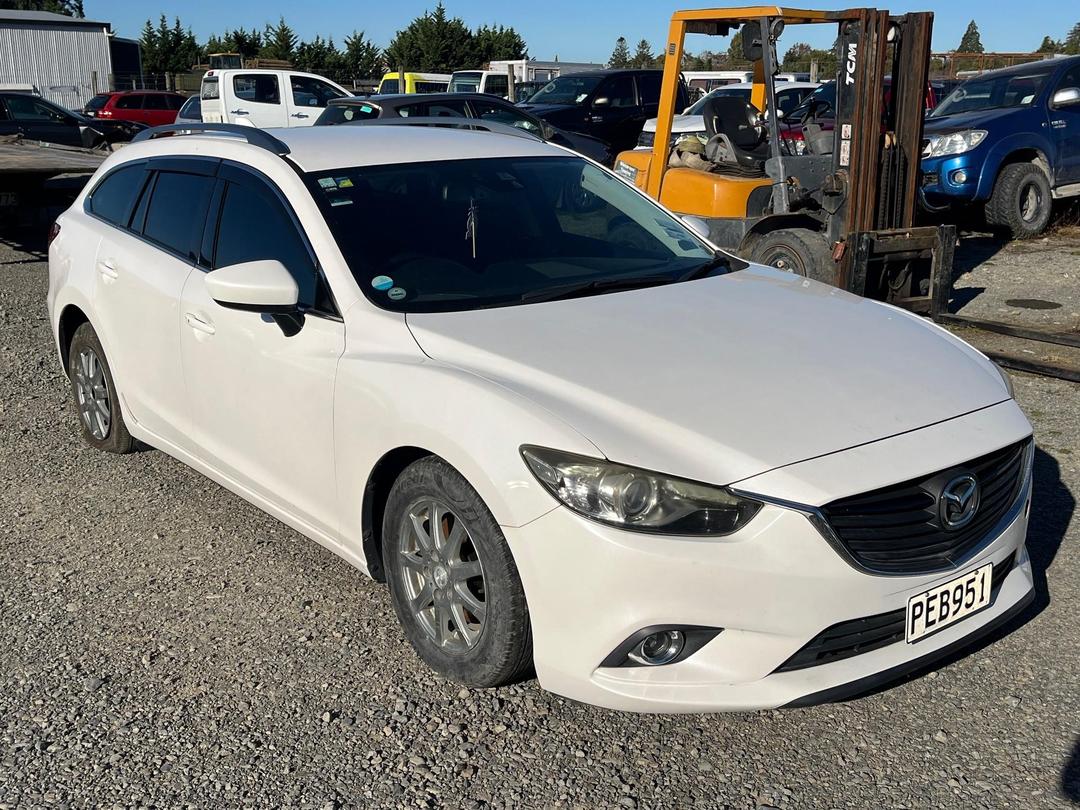 Photo '2' of Mazda Atenza