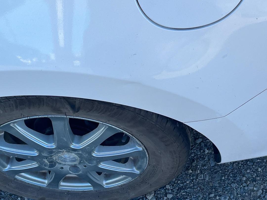 Photo '4' of Mazda Atenza