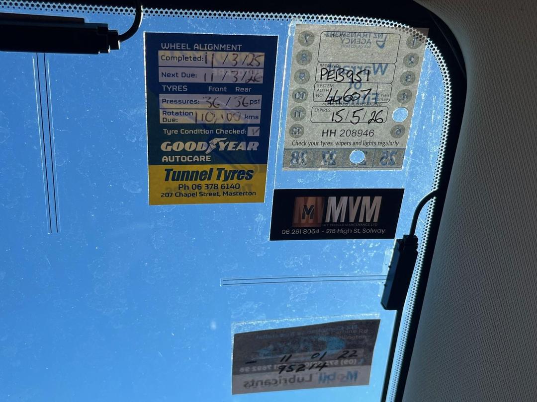 Photo '12' of Mazda Atenza