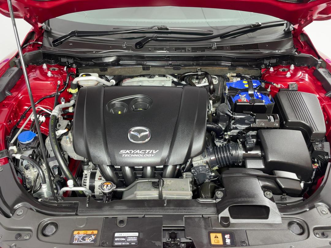 Photo '13' of Mazda Atenza