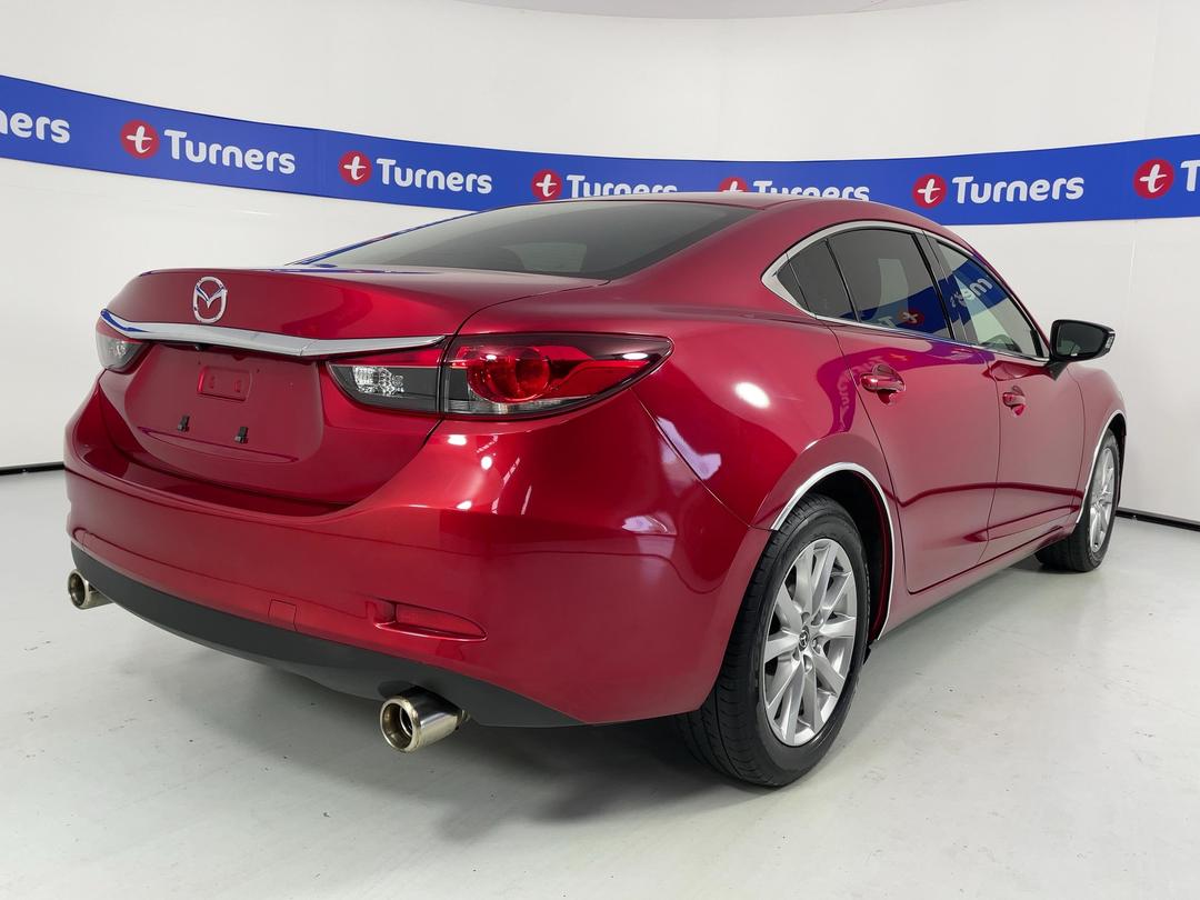 Photo '7' of Mazda Atenza