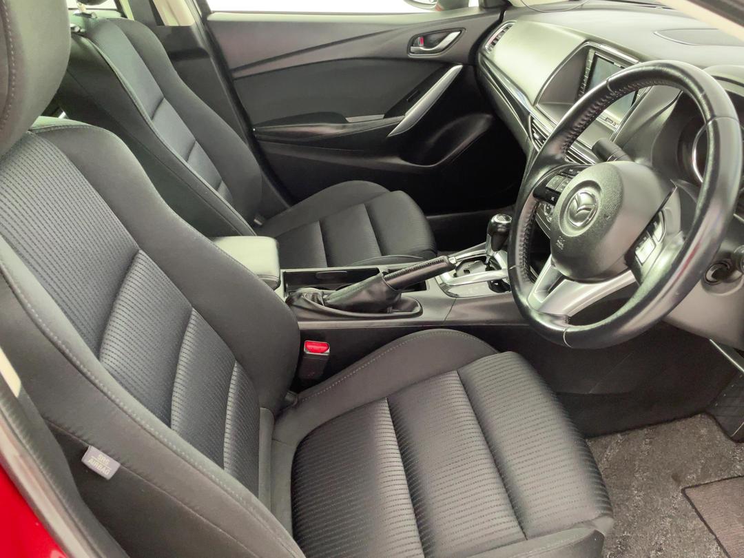 Photo '16' of Mazda Atenza