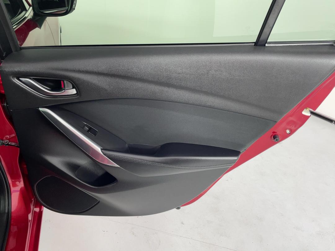 Photo '19' of Mazda Atenza