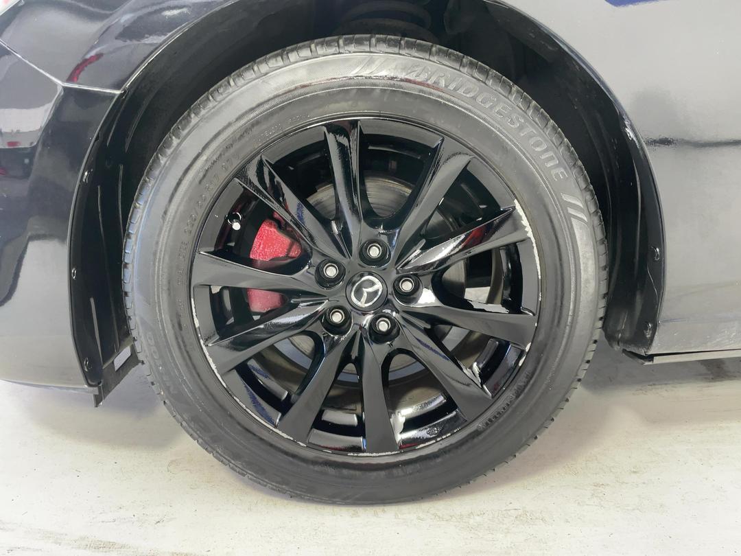 Photo '10' of Mazda Atenza
