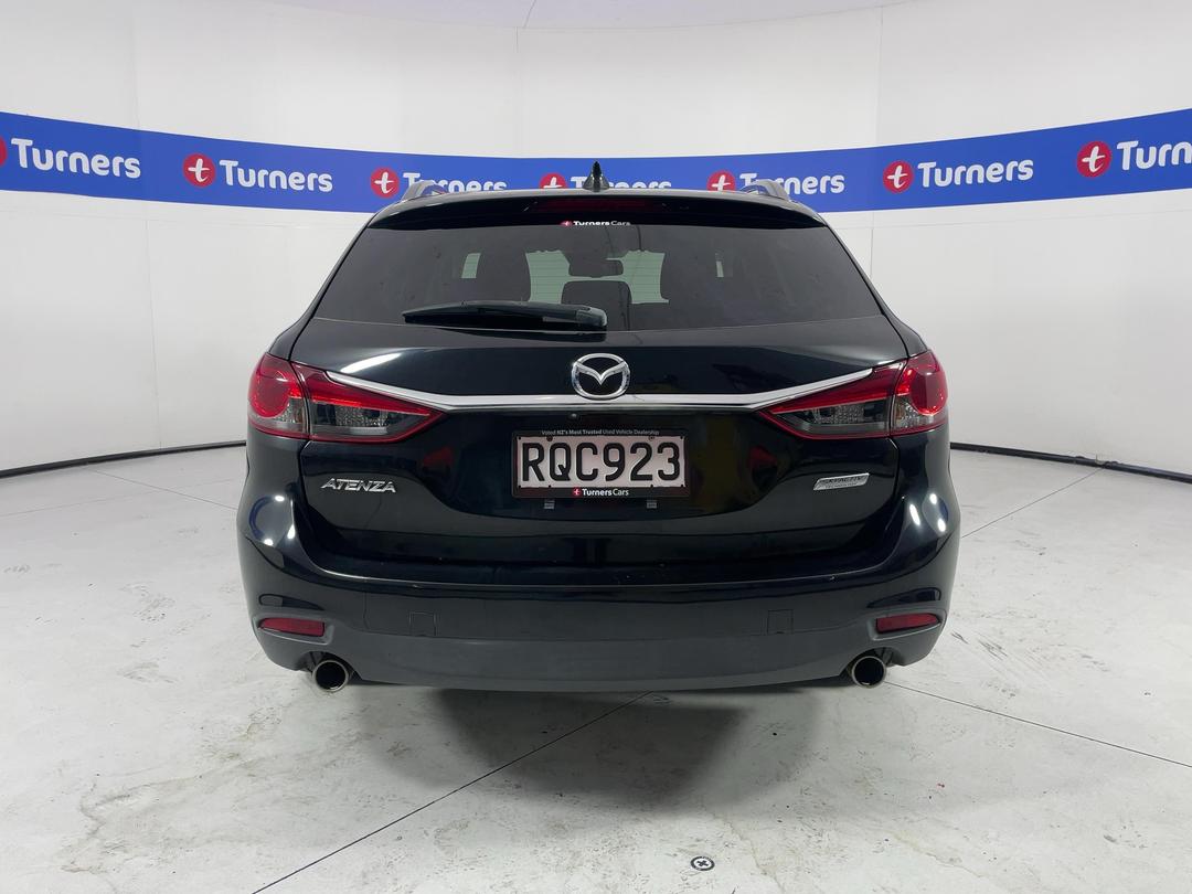 Photo '6' of Mazda Atenza