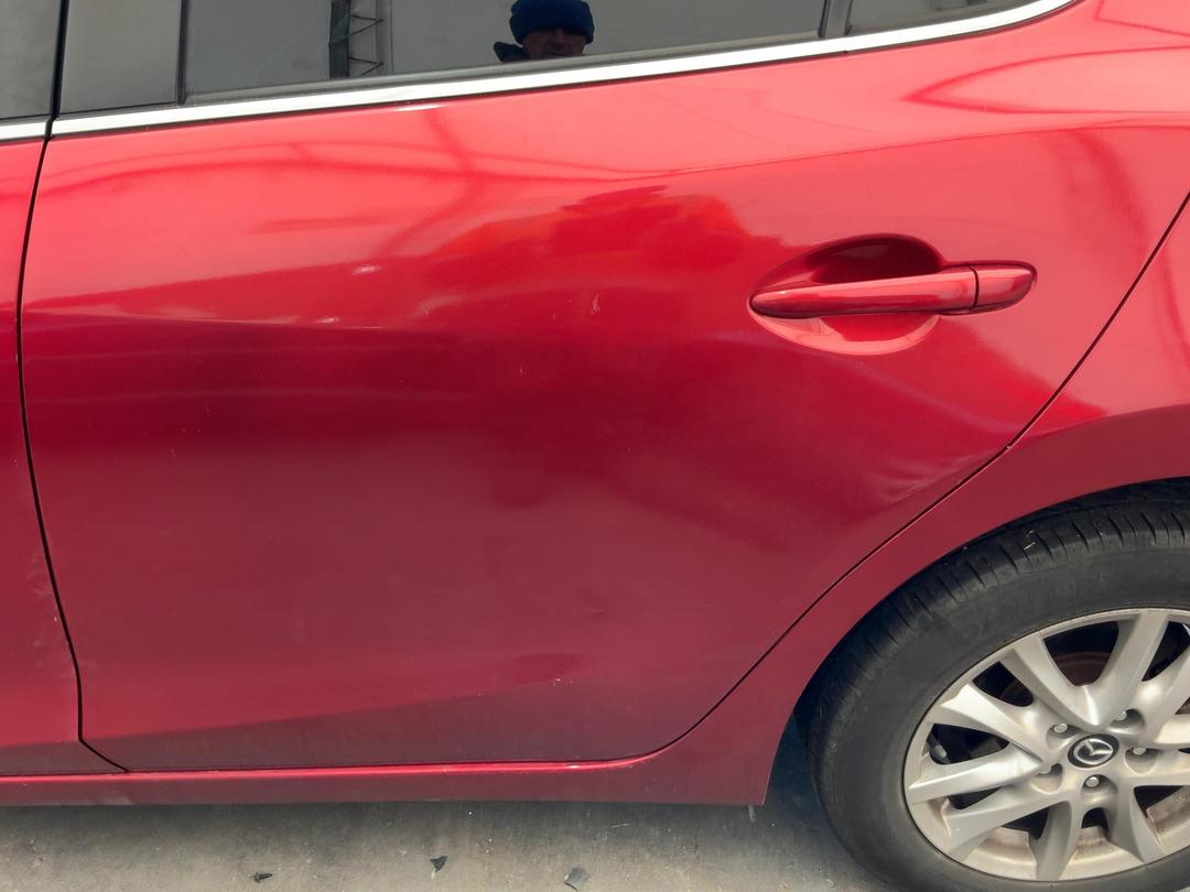 Photo '12' of Mazda Axela