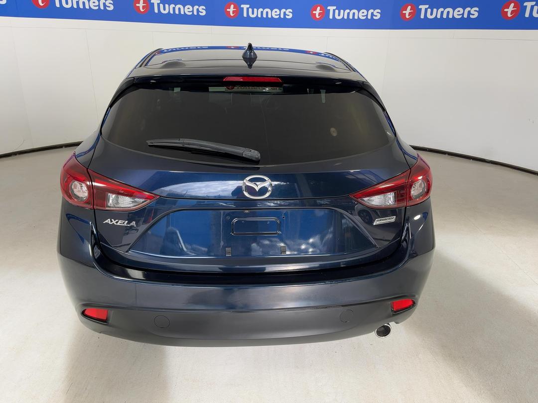 Photo '6' of Mazda Axela