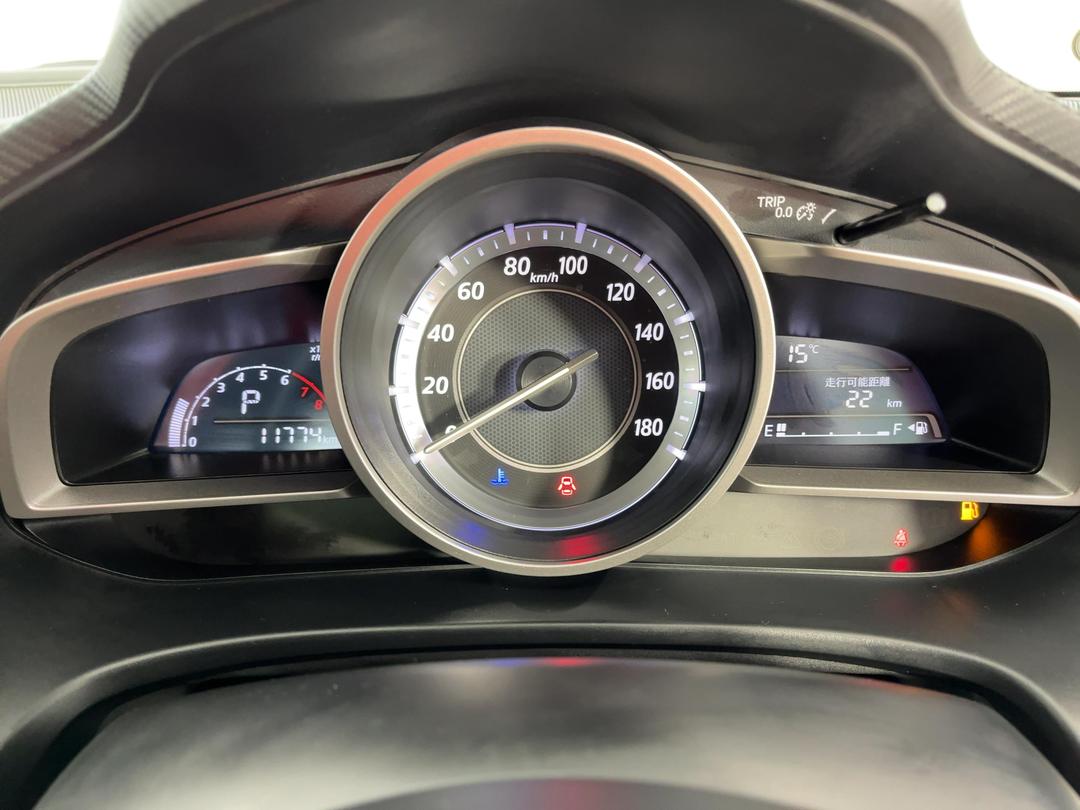 Photo '21' of Mazda Axela